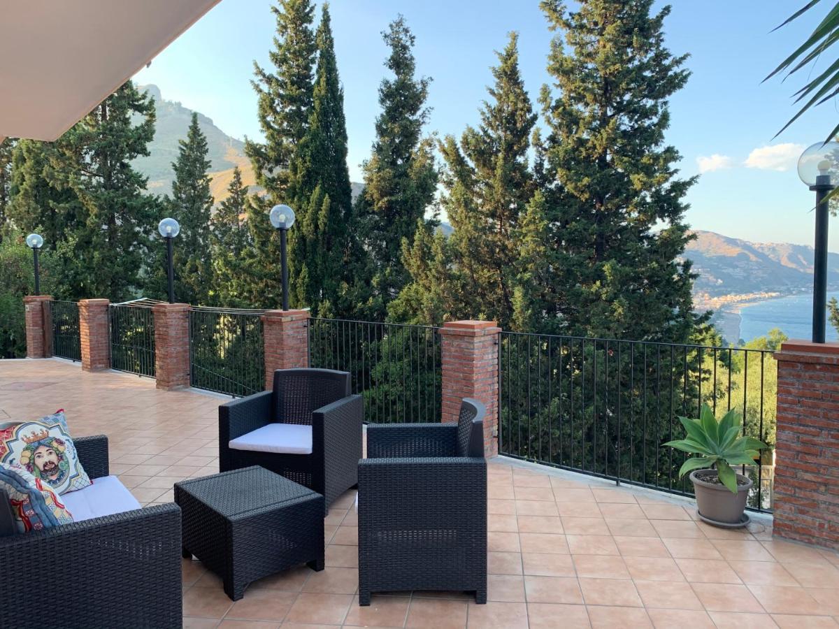 Villaer Mimma Taormina